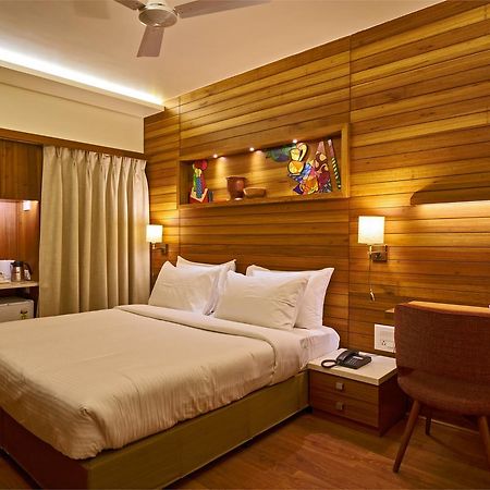 Hotel Atharv Top Rated Business Hotel In Kolhapur Extérieur photo