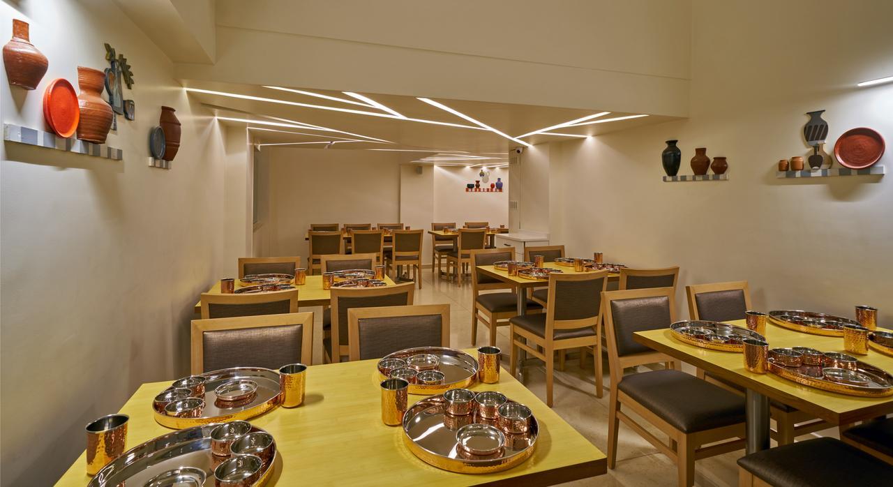 Hotel Atharv Top Rated Business Hotel In Kolhapur Extérieur photo