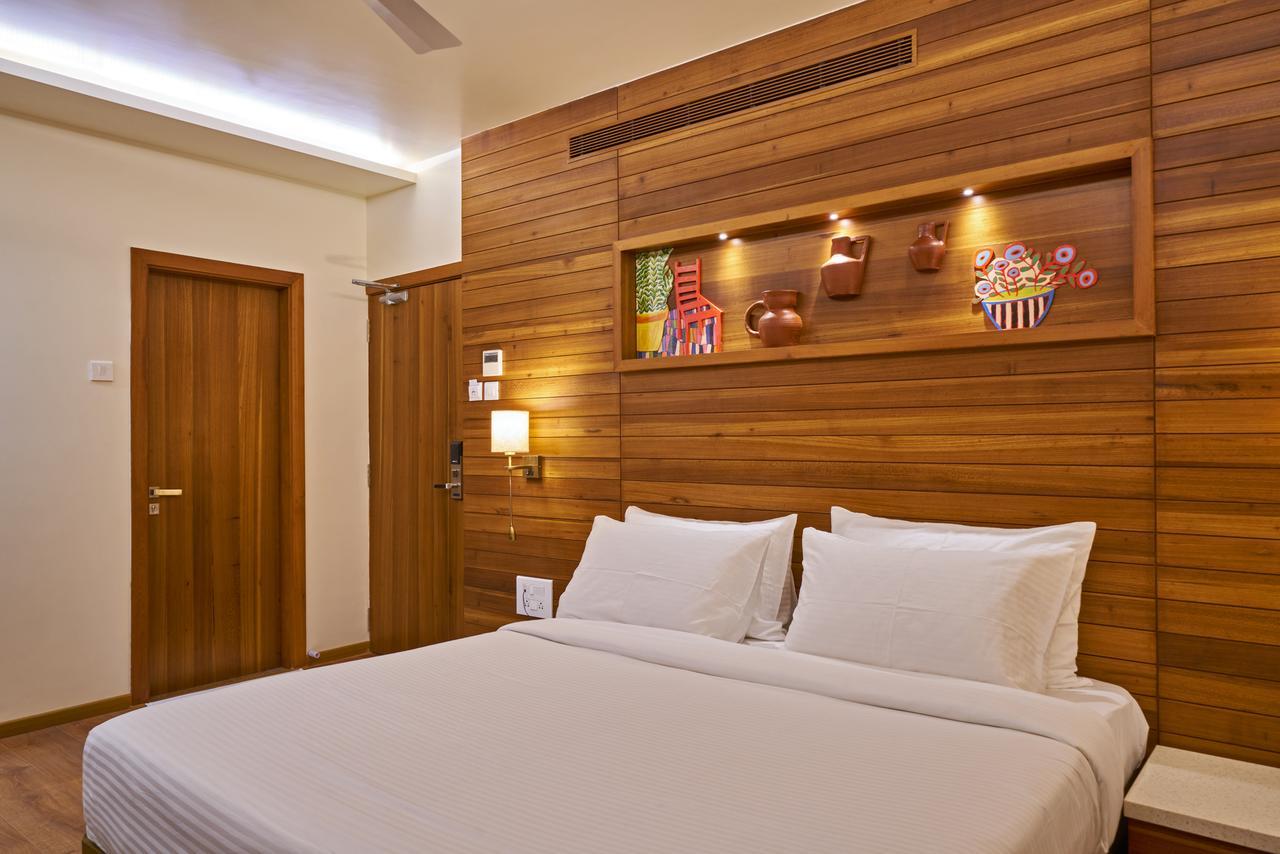 Hotel Atharv Top Rated Business Hotel In Kolhapur Extérieur photo