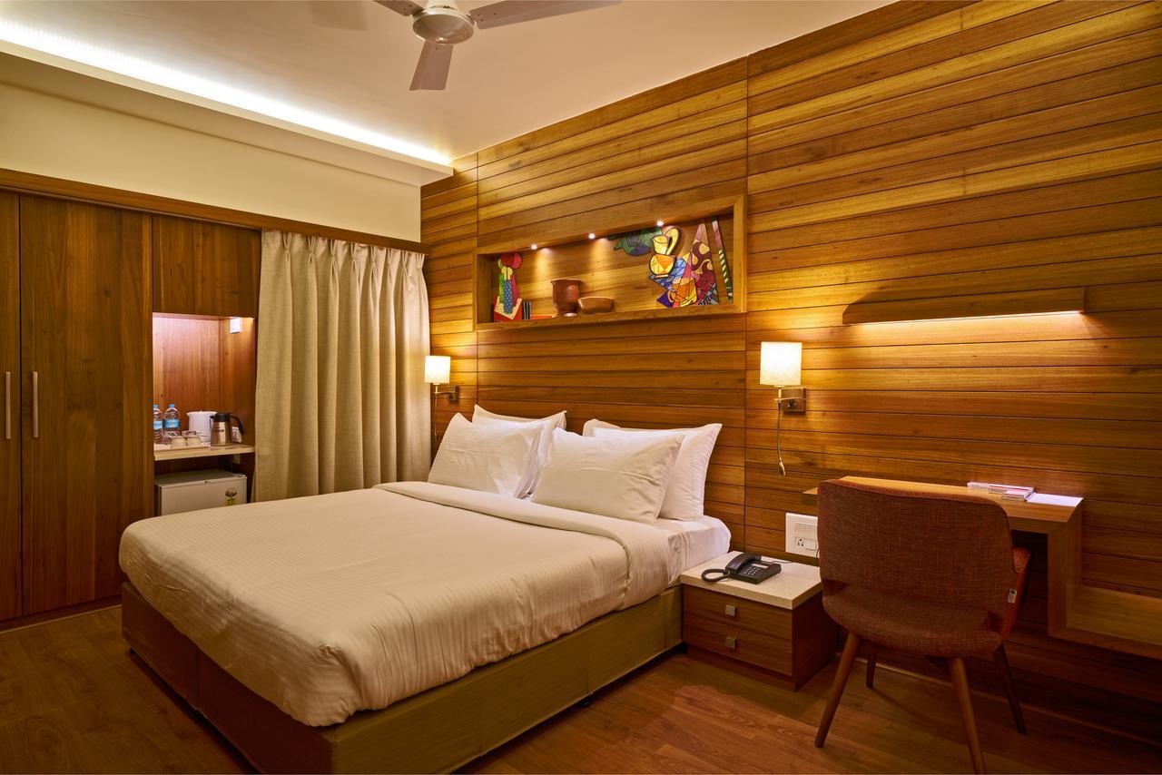 Hotel Atharv Top Rated Business Hotel In Kolhapur Extérieur photo