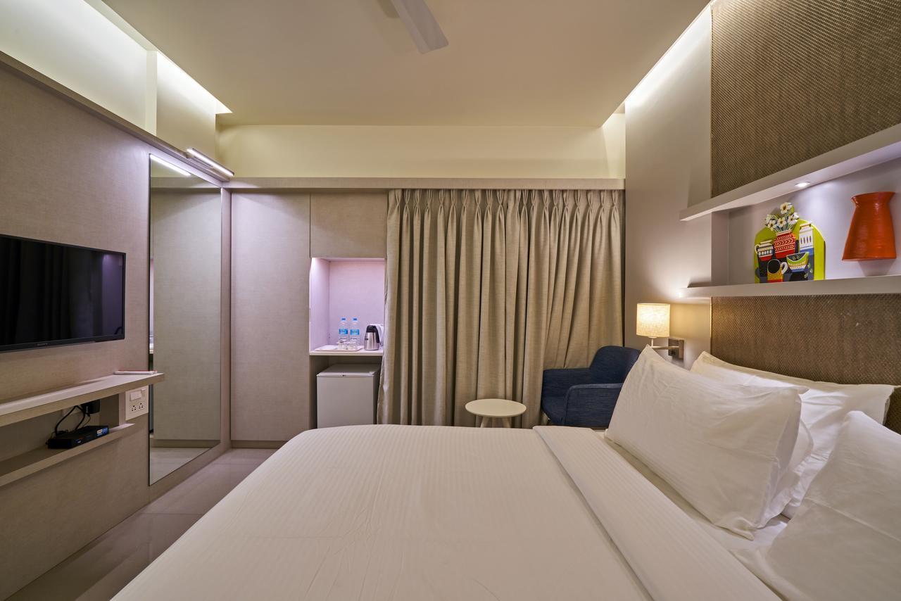 Hotel Atharv Top Rated Business Hotel In Kolhapur Extérieur photo