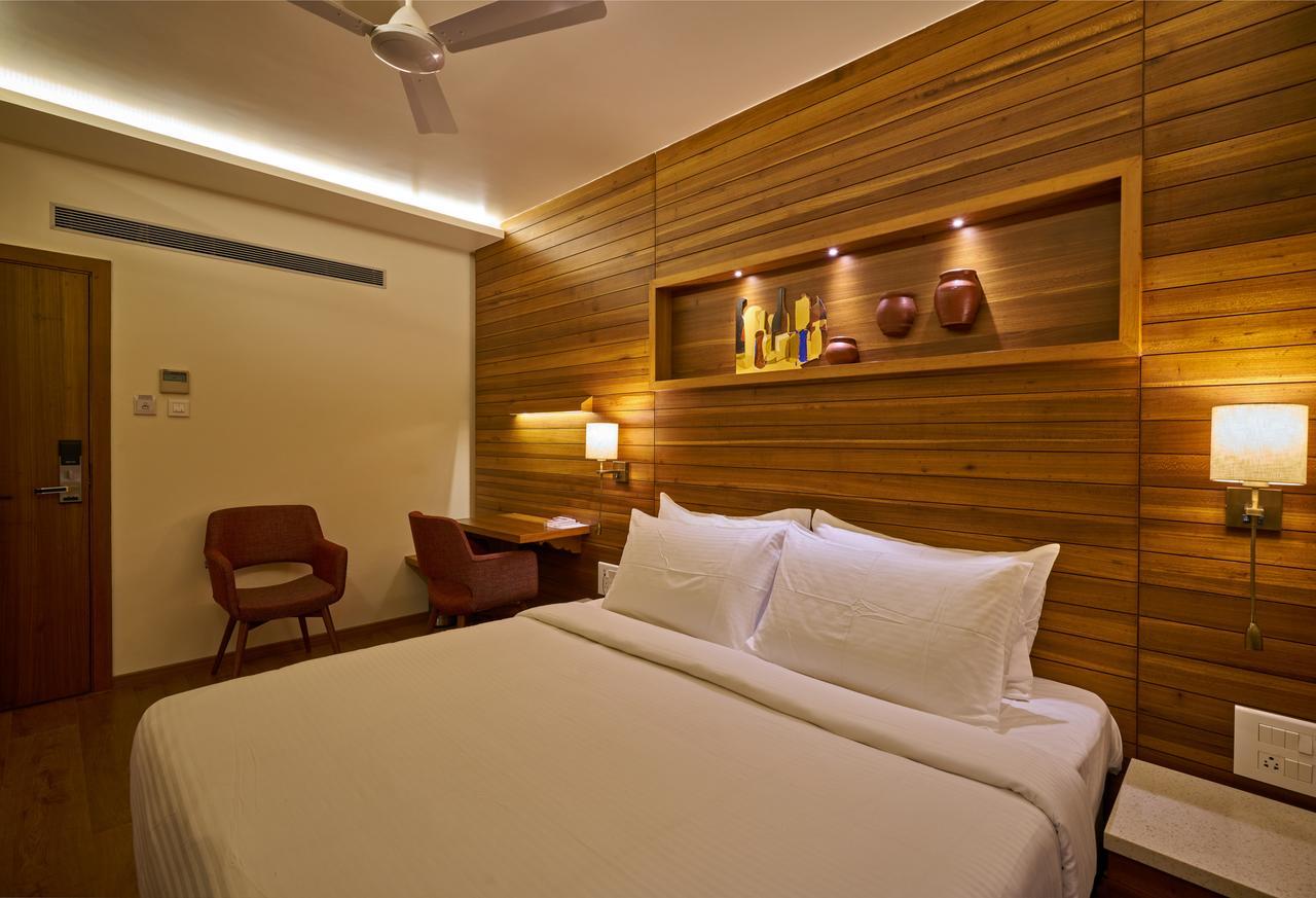 Hotel Atharv Top Rated Business Hotel In Kolhapur Extérieur photo