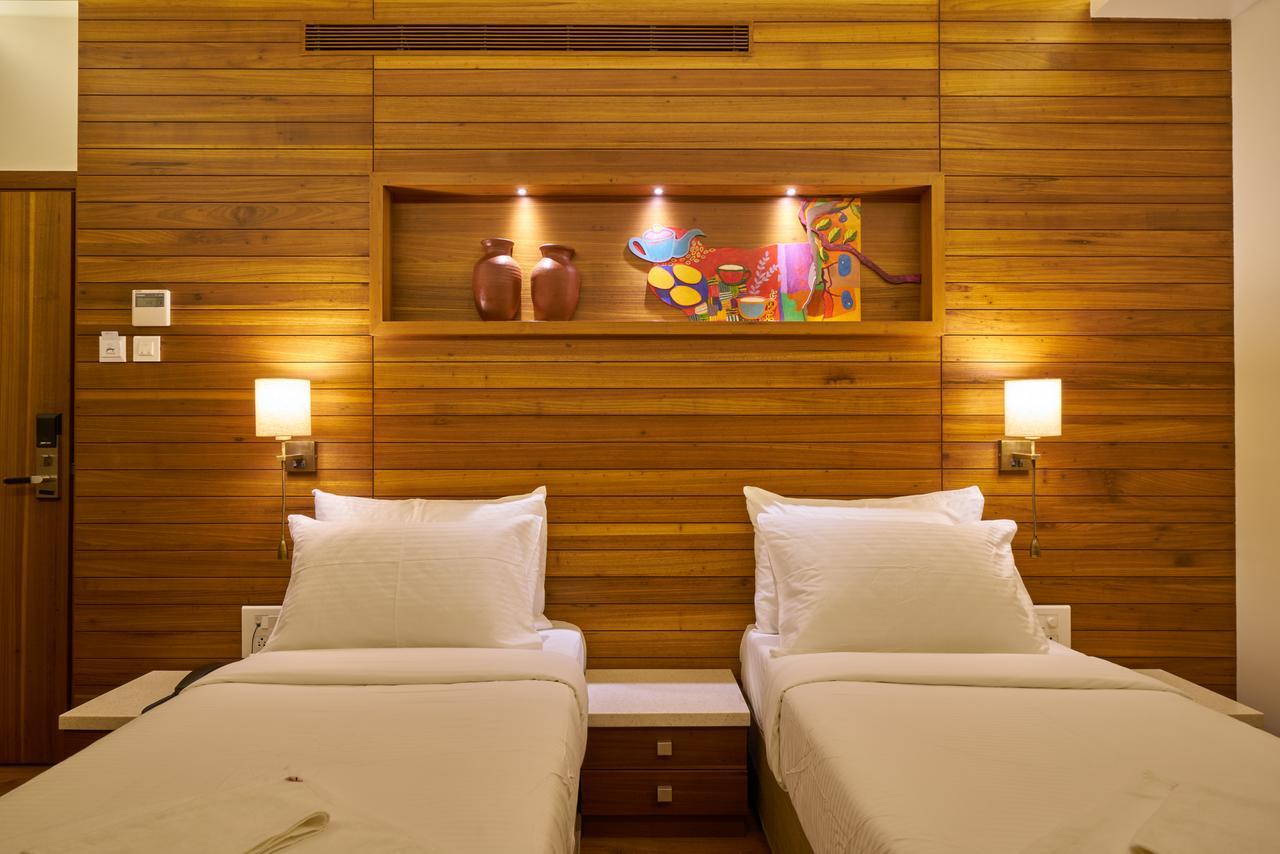 Hotel Atharv Top Rated Business Hotel In Kolhapur Extérieur photo