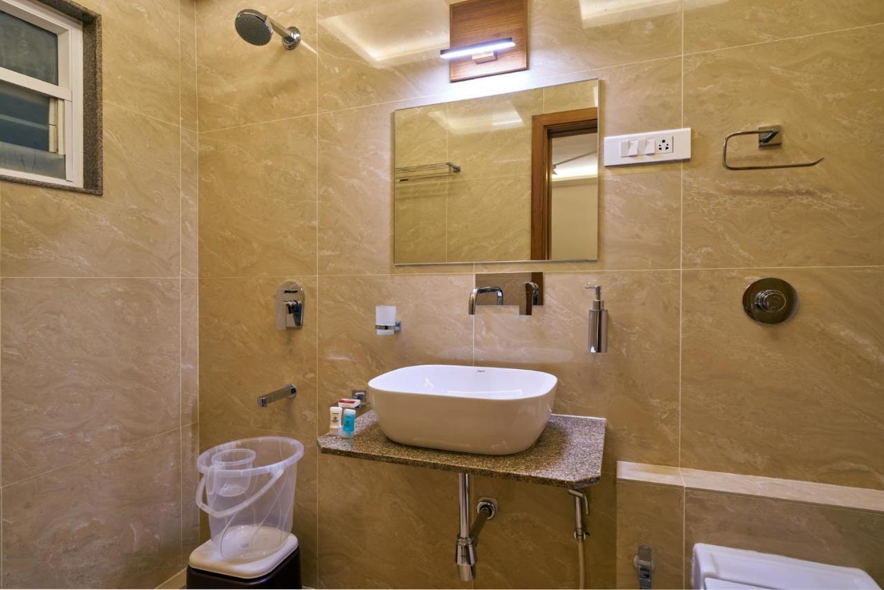 Hotel Atharv Top Rated Business Hotel In Kolhapur Extérieur photo